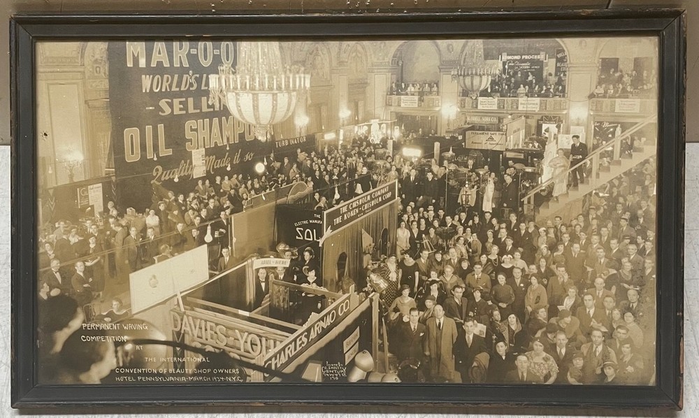 1934 EDWARD J KELTY ‘Perm Competition BEAUTY SHOP OWNERS Convention’ PHOTOGRAPH
