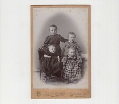 CAB Foto Niedliche kleine Kinder – Sudenburg um 1900
