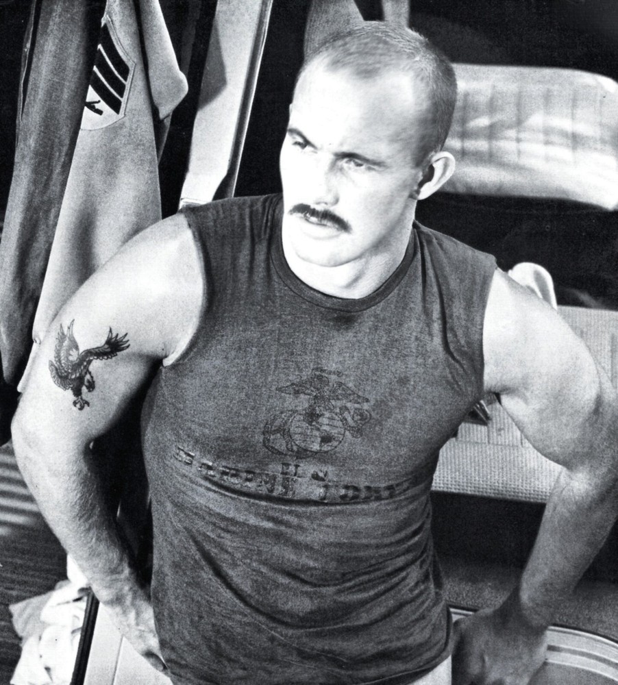 VINTAGE MALE PORTRAIT #0523-692- MARINE SOLDIER MODEL, 1978 free shipping /usa