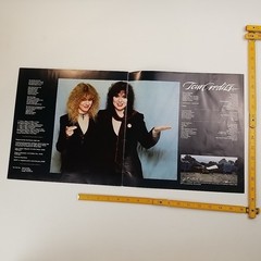 HEART 1980 BEBE LE STRANGE WORLD TOUR 20 PAGE PROGRAM PHOTOS ANN & NANCY WILSON