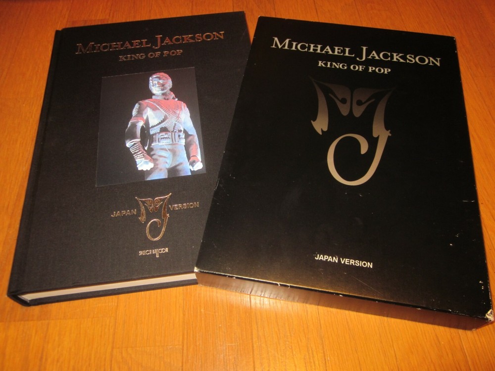 Michael Jackson　PHOTO Book KING OF POP Japan version 2005 with Certification