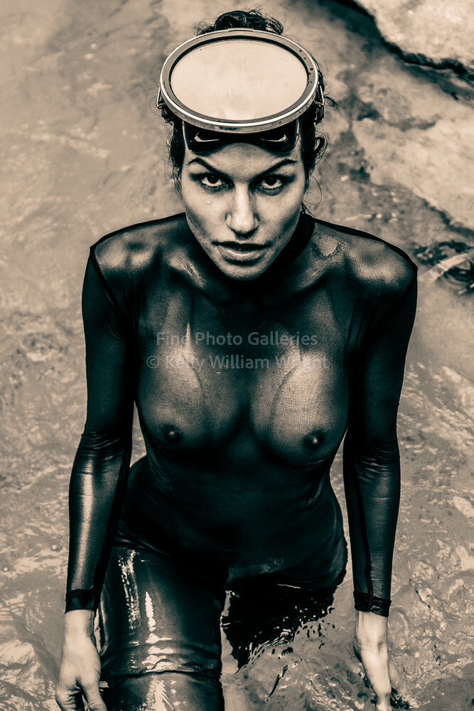 KELLY WILLIAM WRIGHT Female Nude Woman DIVE MASTER Scuba Original Photo 8×11 Art