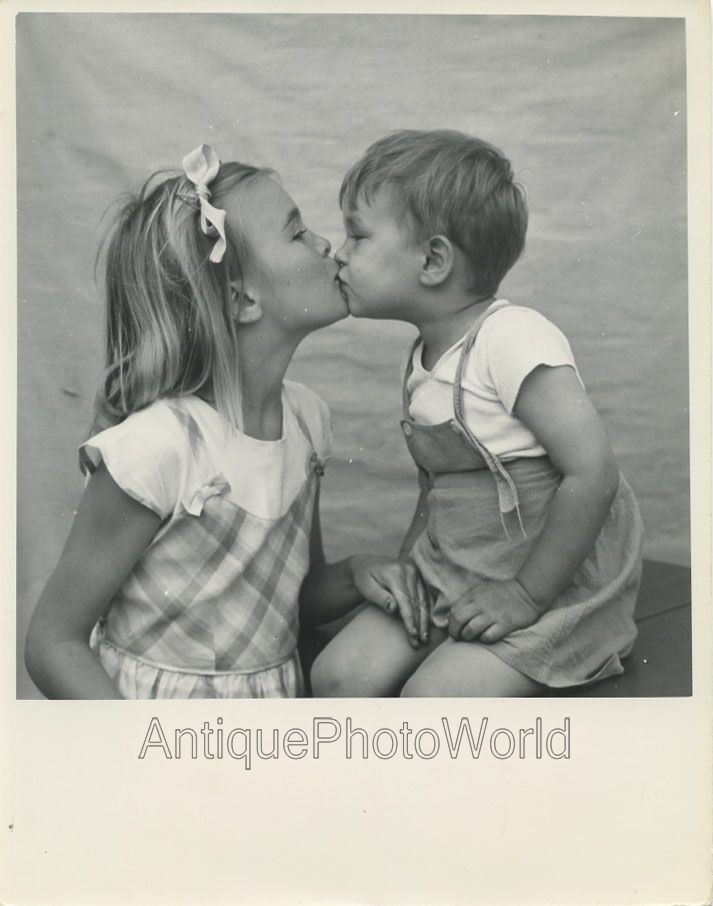 Kids kissing cute vintage art photo