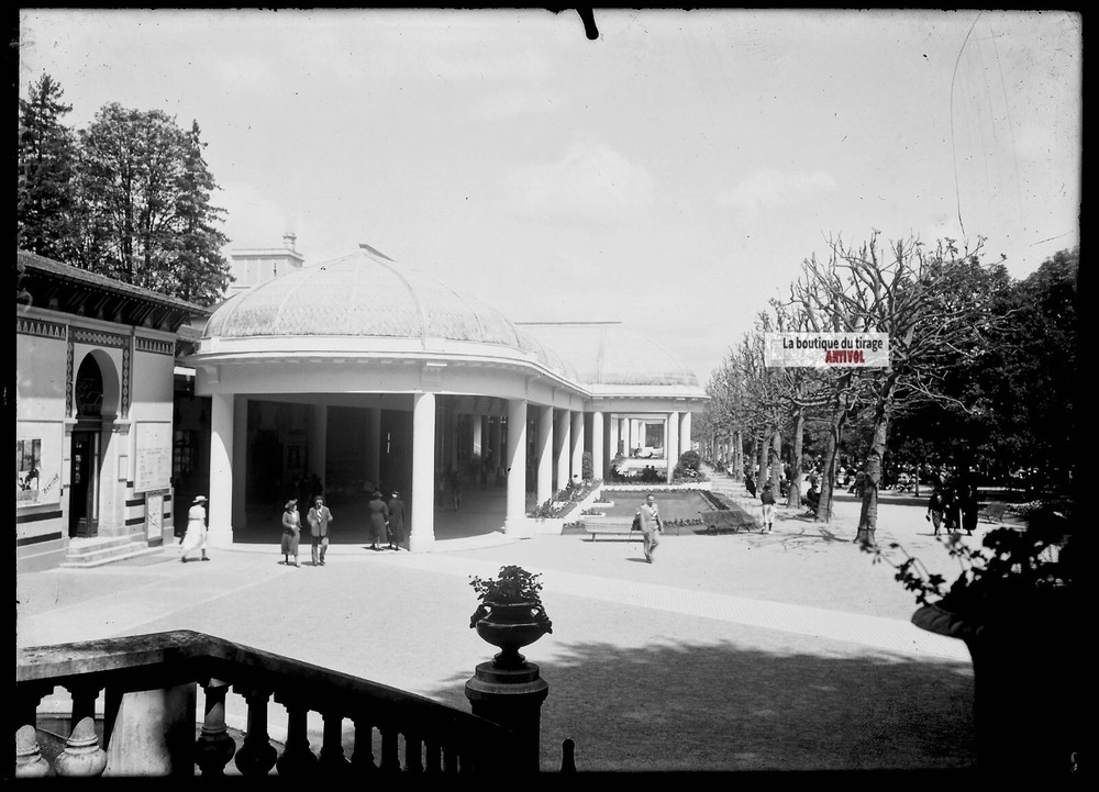 Antique Glass Negative Black and White 13×18 cm Vittel Thermal Baths Gallery