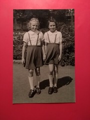 Old photo antique girl girls unusual fashion Hamburg old photo 1947