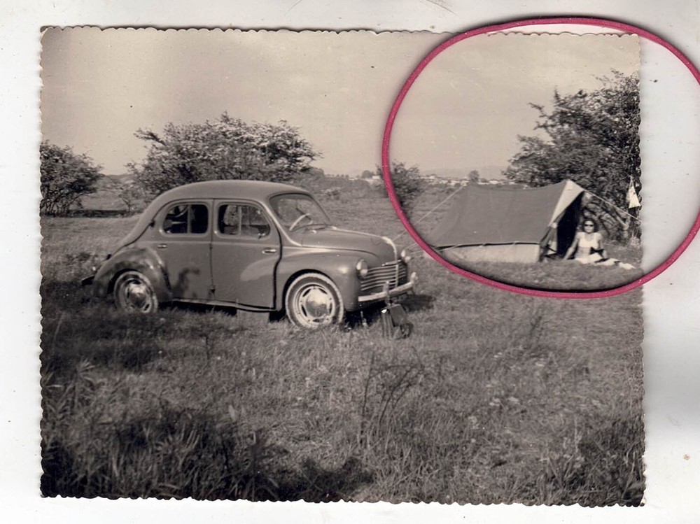 PHOTO PHOTO CAR AUTOMOBILES RENAULT 4 CV AU CAMPING