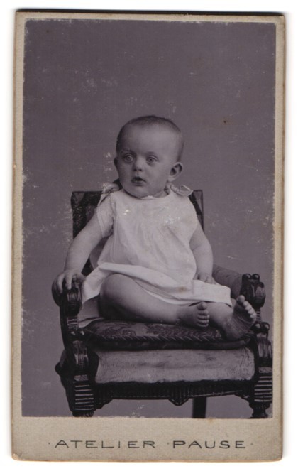 Photography studio break, Chemnitz, Poststraße 11, portrait cute baby in