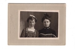 CDV Photo Lady Portrait – Morris / Minnesota / USA 1900s