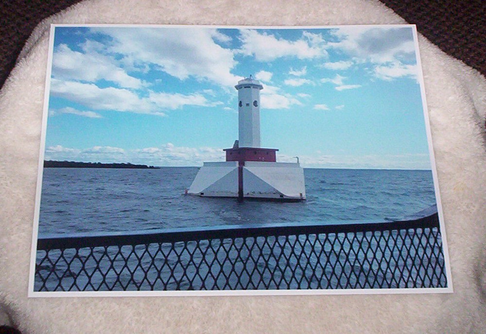 Photo : Old Mackinac Point Lighthouse – Near the Shores of Lake Michigan
