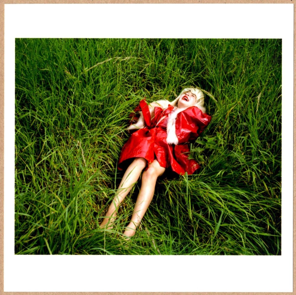 SIGNED LUA RIBEIRA GIRL IN THE GRASS BRISTOL ENGLAND 6 x 6 MAGNUM PRINT