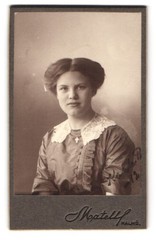 Photography Atelier Matell, Malmö, Young Woman with Lace Collar and Cross Pendant