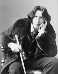 New Photo: Renown Irish Writer and Playwright Oscar Wilde – 6 Sizes!