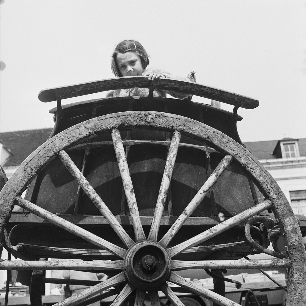 Photo print on film paper photographer CHILD 1960 format 30x30cm