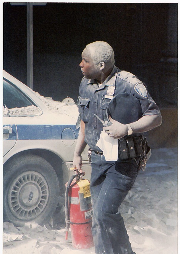 -Original- 9/11 -SEPTEMBER 11, 2001- TYPE 1/I WTC NYPD POLICE OFFICER Photograph