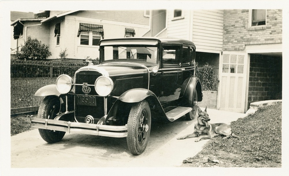 Passenger Car Auto Vintage Buick Sedan USA Shepherd Traffic Vintage