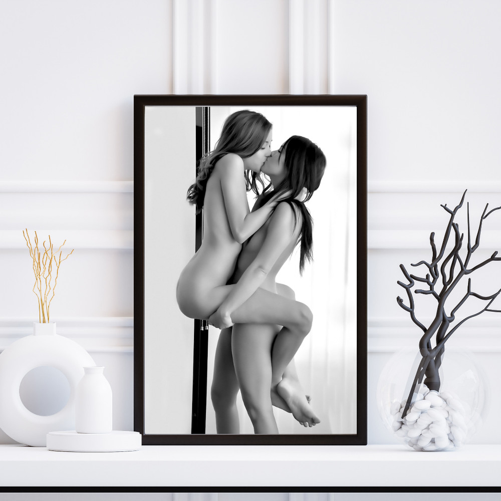 8″x12″ Nude woman Kissing B&W Rendition Top Quality Photo Art Print PVC