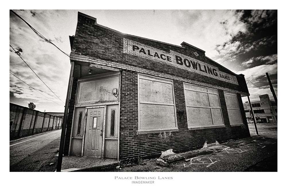 Photographic 20×30 Poster Palace Bowling Lanes Unframed