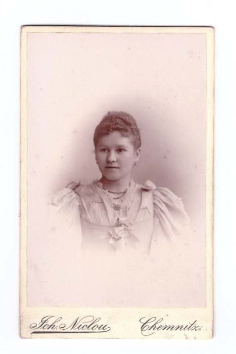 CDV photo around 1885, pretty young woman, Chemnitz
