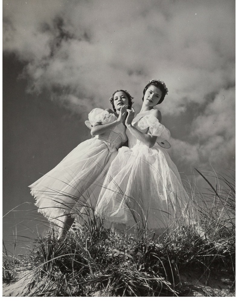 Philippe Halsman Original 1947 Gelatin Silver Photo Ballerinas on the Beach