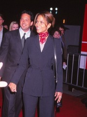 Slide Halle Berry Celebrity Photo Agency 1999 KB Format Photographer P13-11-2-2