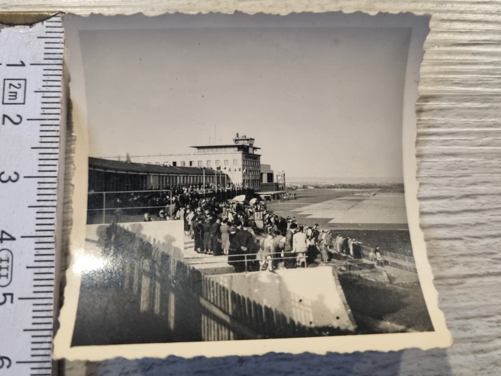 Stuttgart Airport – 1951 or older (A)