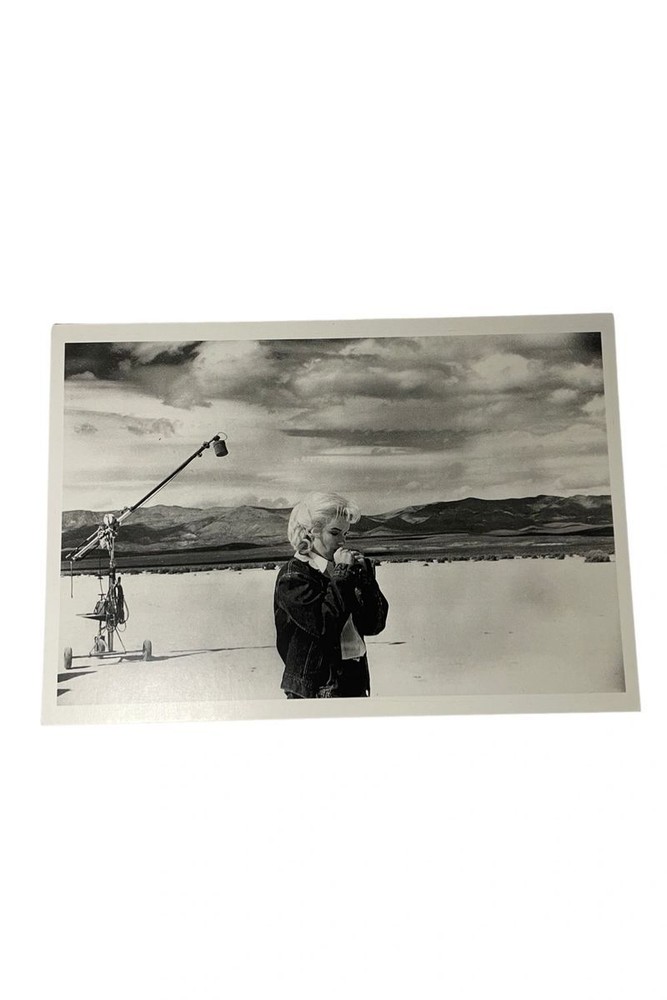 Vintage Postcard Photograph Marilyn Monroe Eve Arnold Misfits 1960