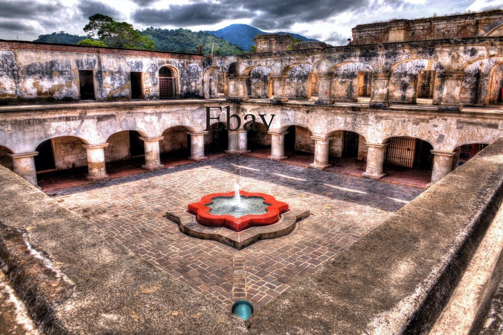 16X20 ART PHOTO, WATER FOUNTAIN, IN ANTIGUA GUATEMALA, Guatemalan