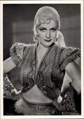 Photo Actress Camilla Horn, Portrait, Movie Costume – 10682439