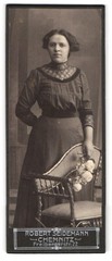Photograph Robert Seidemann, Chemnitz, Freibergerstr. 22, portrait young woman s