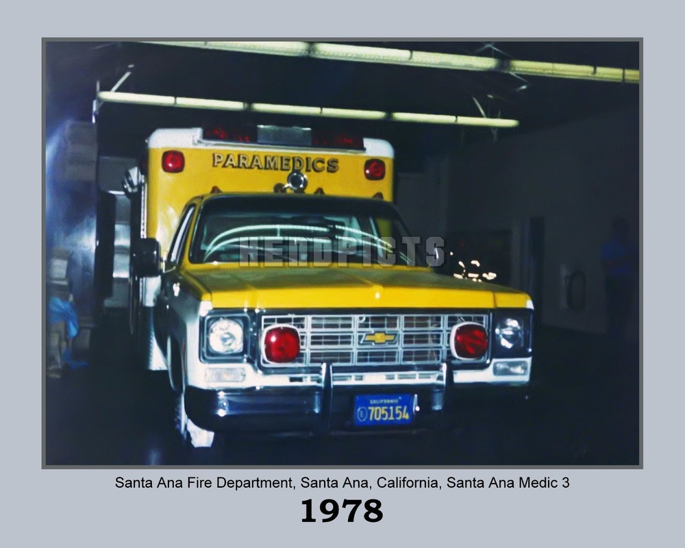 1978 Santa Ana Fire, Paramedic Unit (SAM-3) 8×10 Unframed Photo VFRPBT_0047