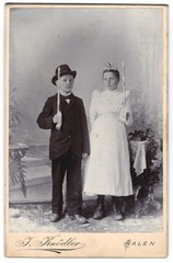 Photograph J. Knödler, Aalen, young boy and sister for communion in suit