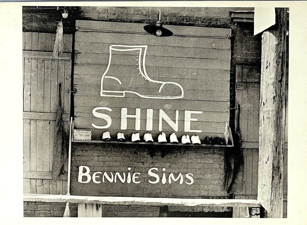 Walker Evans Art Photo Print Card Shoeshine Stand Detail 1936 4.25”x6” Fotofolio