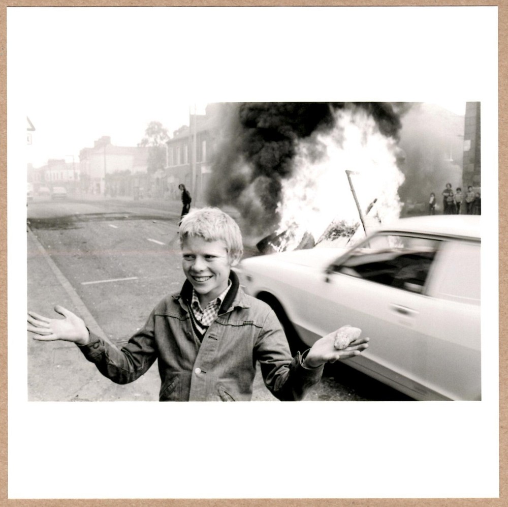 SIGNED CHRIS STEELE-PERKINS RIOT/TROUBLES WEST BELFAST IRELAND 1978 LTD 6 x 6