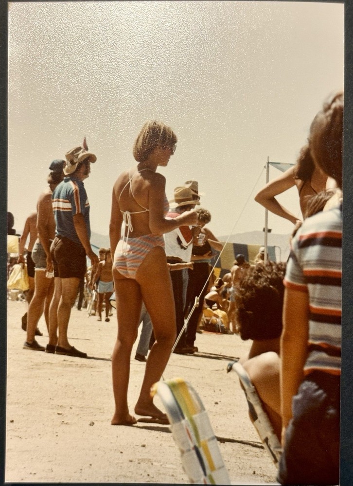 Vintage Photo Hot Bikini Girl Nextdoor Photoshoot Artists Risqué Erotica #4