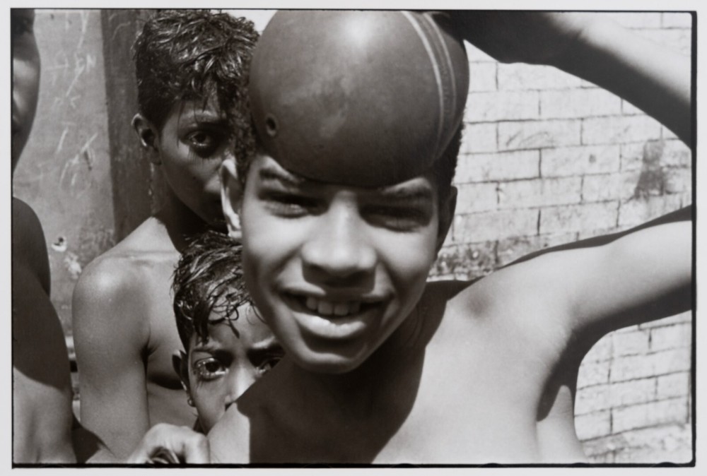 Helen Levitt Art Photograph Black and White Street Scene New York City Children