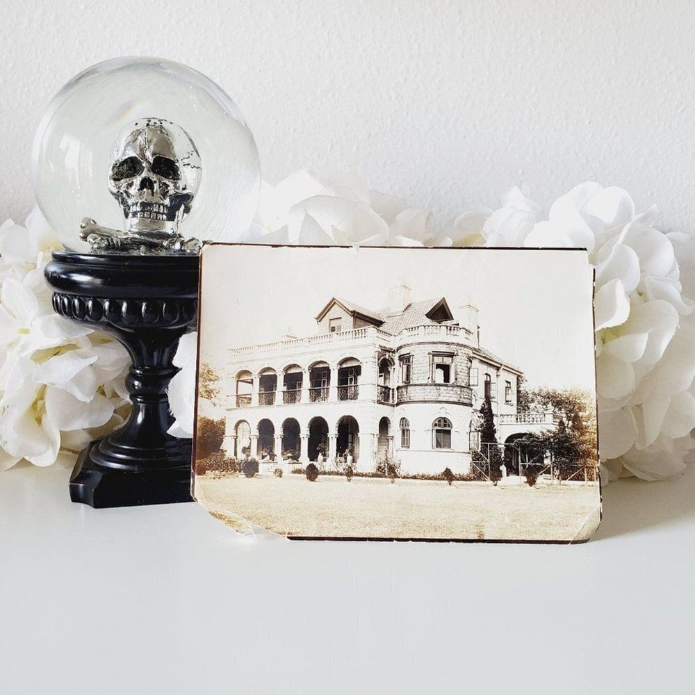 Vintage 1850s Picture of a Victorian Mansion in The USA 6×5