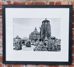 New York Photojournalist Eliot Elisofon Signed Photo. Lingaraj Temple India 1955