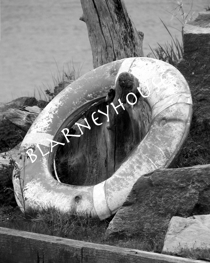 GREAT Nautical Black/White photo of an old LIFE RING!!