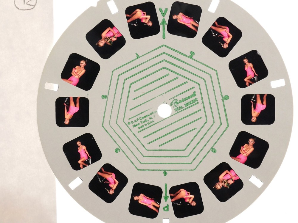 View-Master nude glamour pinup attractive model in pink slim personal reel #12