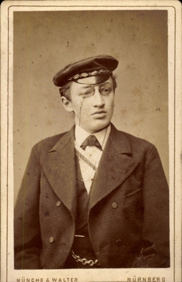 CdV Nuremberg student, portrait, Zwicker – 11280507