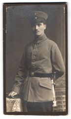 Photography Willy Jähne, Neuss, Crefelderstr. 17, soldier in uniform with bayonet