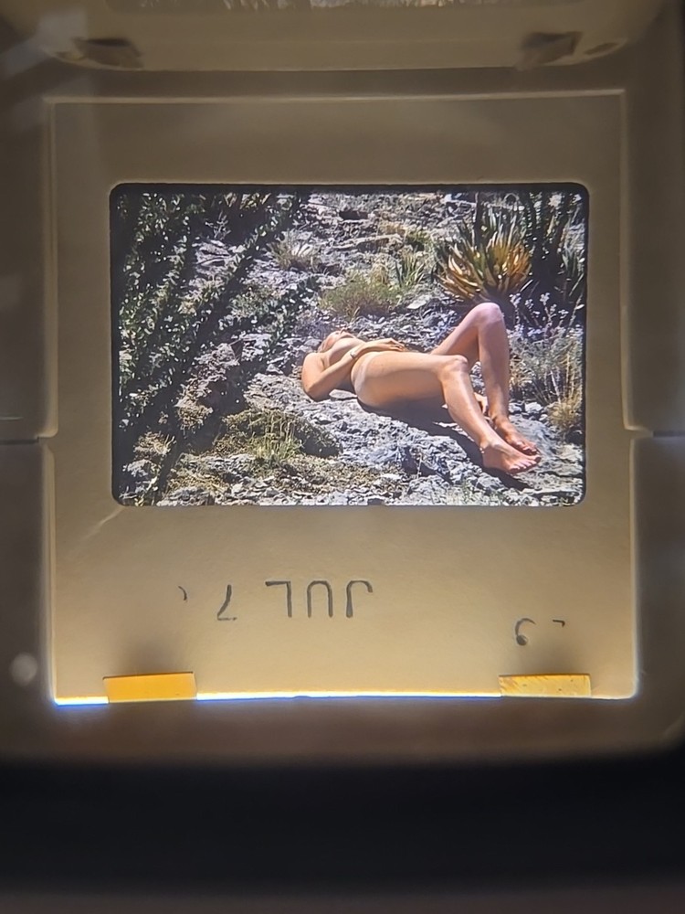 Org Nude Camera Club 70’s 35mm Risque Slide – WOMAN IN SOUTHWEST WESTERN DESERT