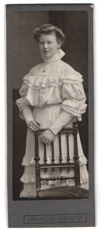 Photograph Joh. Niclou, Chemnitz, portrait young woman in white dress with high