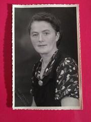 Altes Foto antik AK Portrait hübsche Frau Woman Beauty dream old Photo 1942