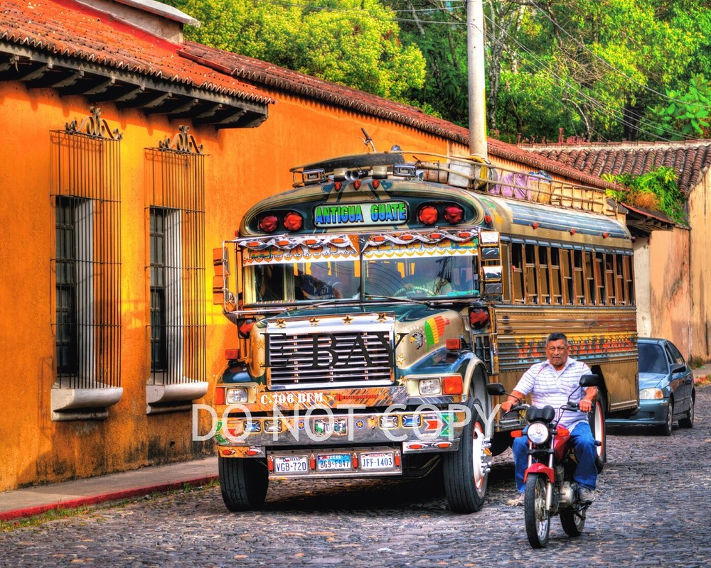 16X20 PHOTO CHICKEN BUS ANTIGUA GUATEMALA, Guatemalan