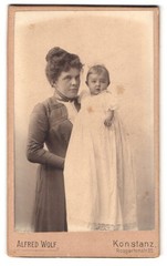 Photograph Alfred Wolf, Constance, Rosengartenstr. 20, Portrait Mother in Dress