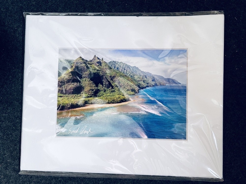 Brad Dawber KEE-NAPALI Signed/Matted Photograph