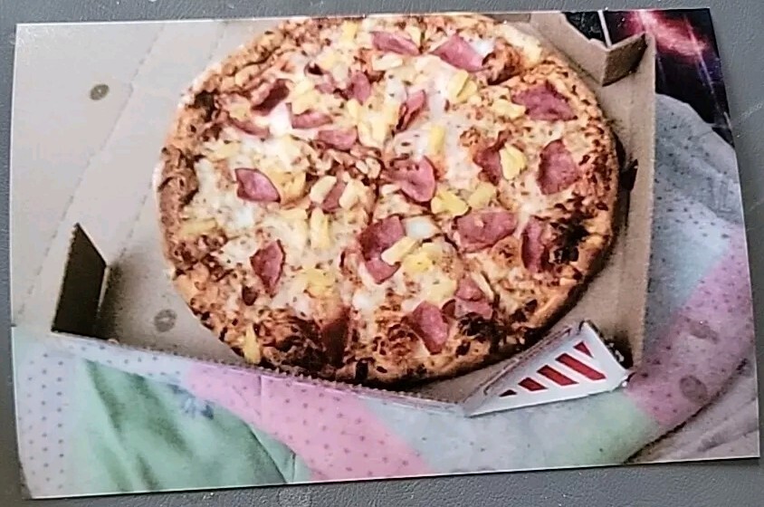 Hawaiian Pizza