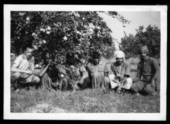 Lahore in Pakistan 1959 – Men Water Pipe Orange Tree – 1950s – Photo 9x7cm