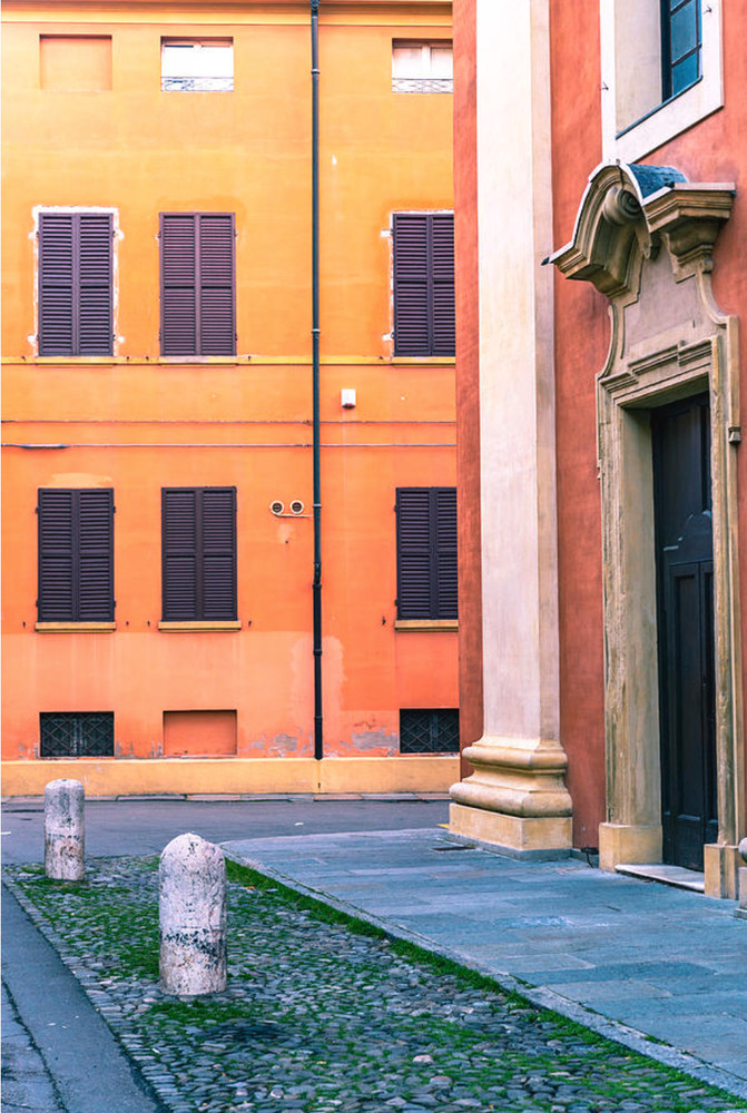 Digital photography- Italy,Modena- Image (for print, or just as a wallpaper)